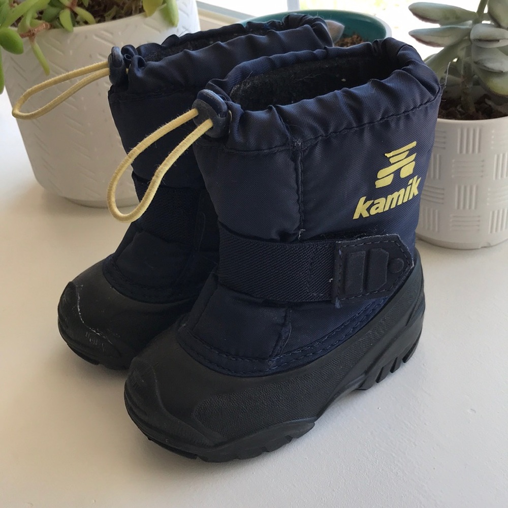 Kamik Navy Blue Snow Boots - Size 5